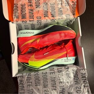ZOOMX DRAGONFLY XC
HYPER ORANGE/LIME BLAST